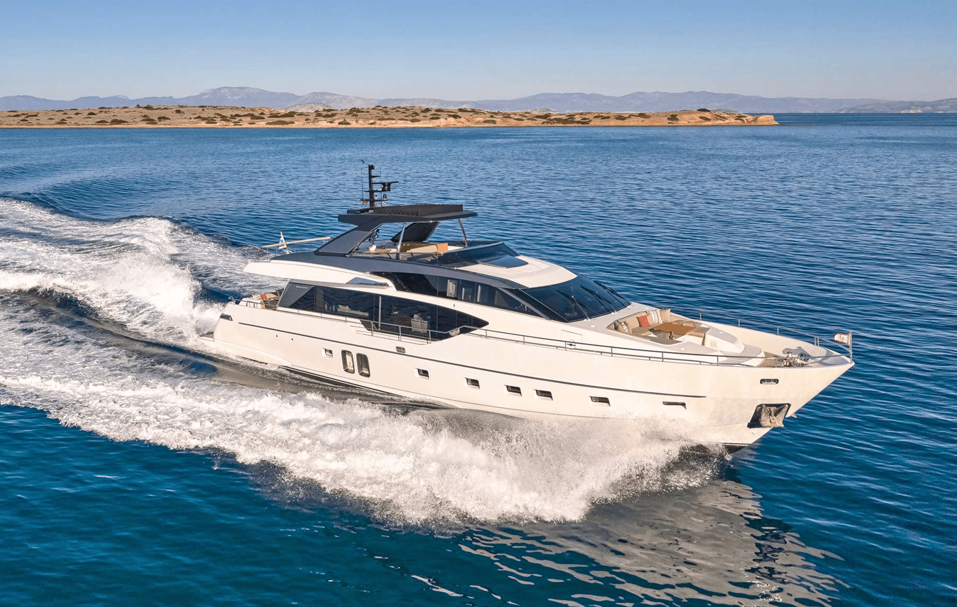 Akasti Yacht.png