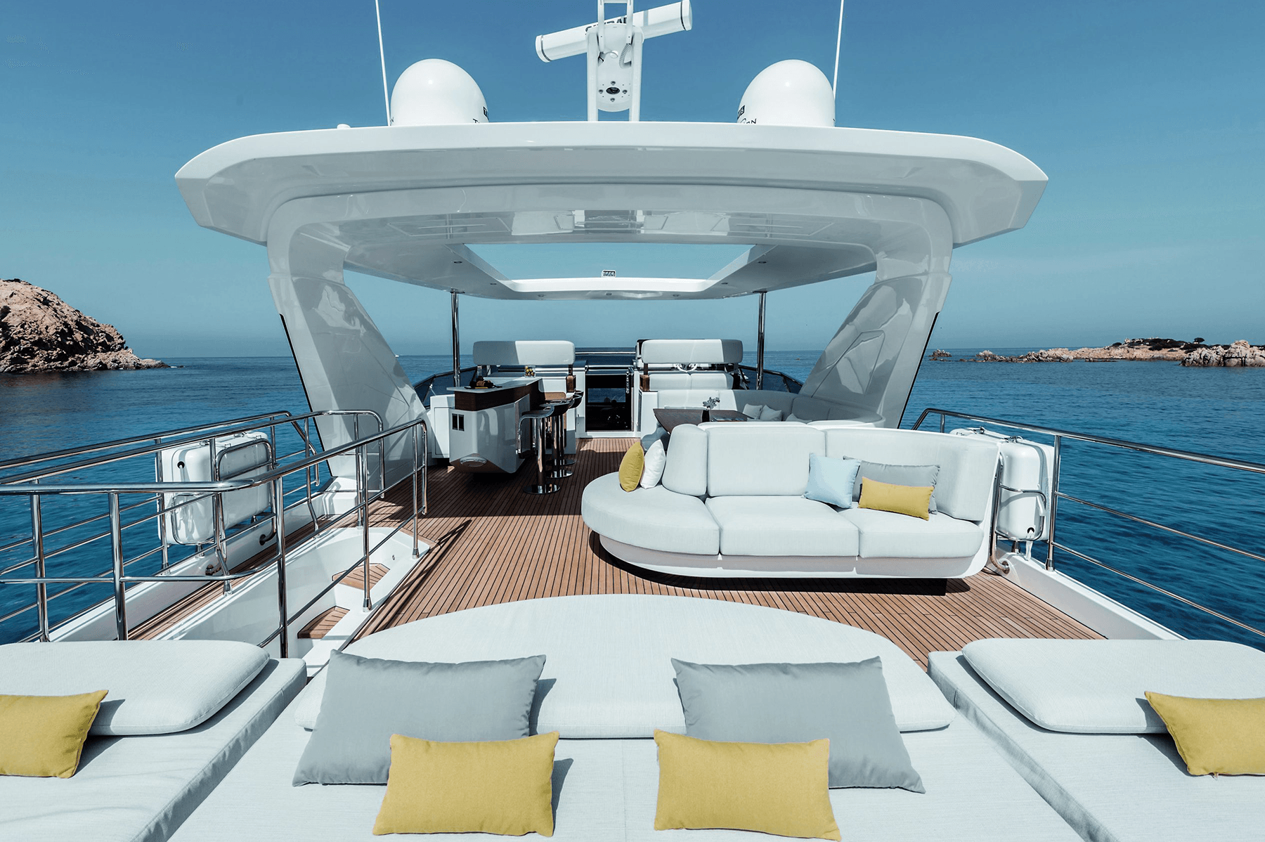 Aluminia Too Yacht Croatia Deck.png