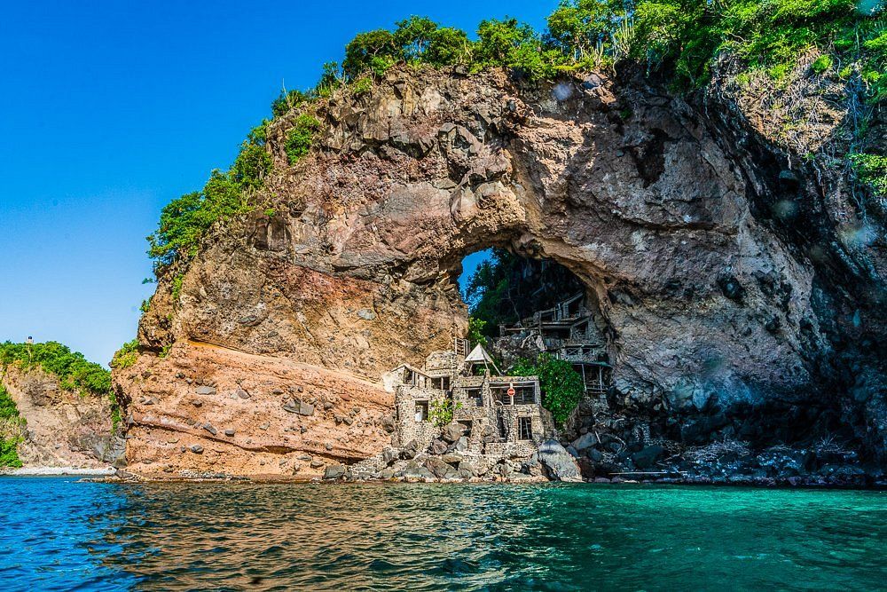 Bequia Grenadines.jpg