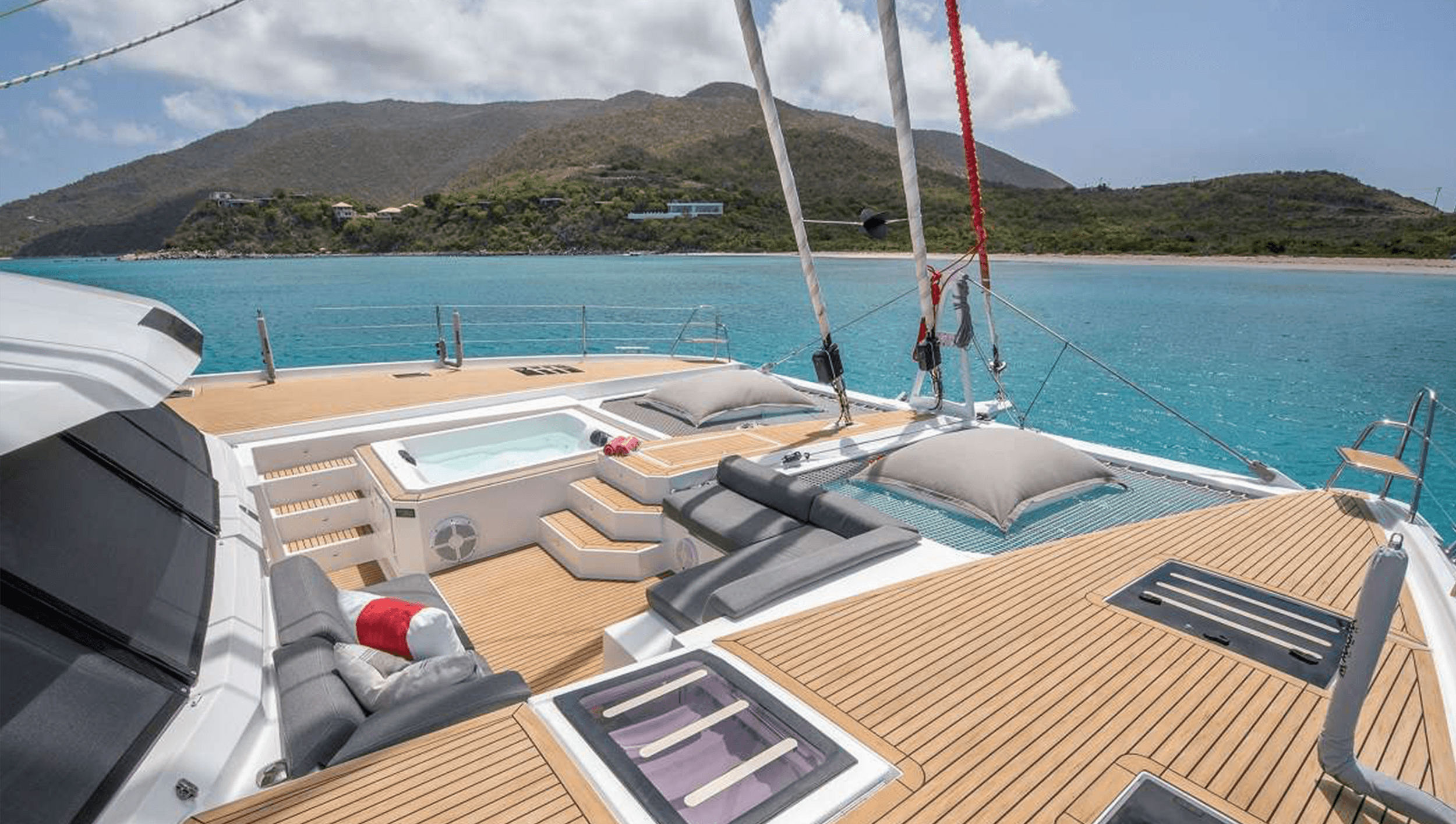 Colibri Yacht Charter Deck