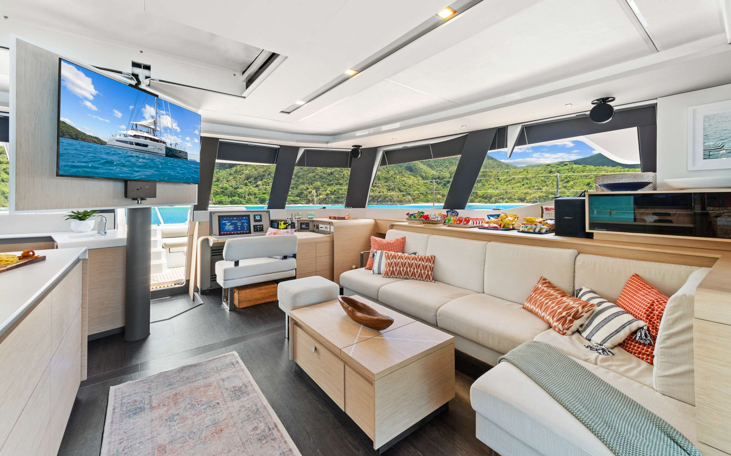 Hourglass Yacht Charter Saloon