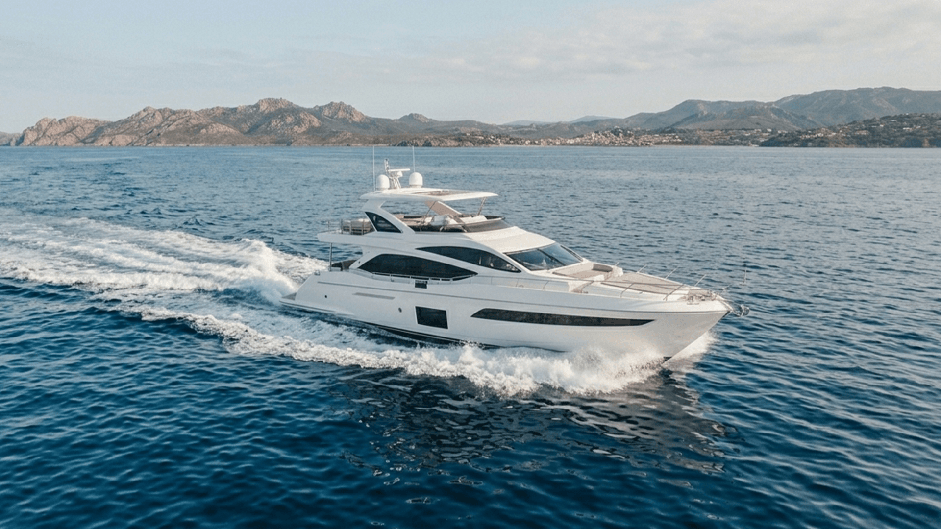 Motor Yacht - Ritzy Charters