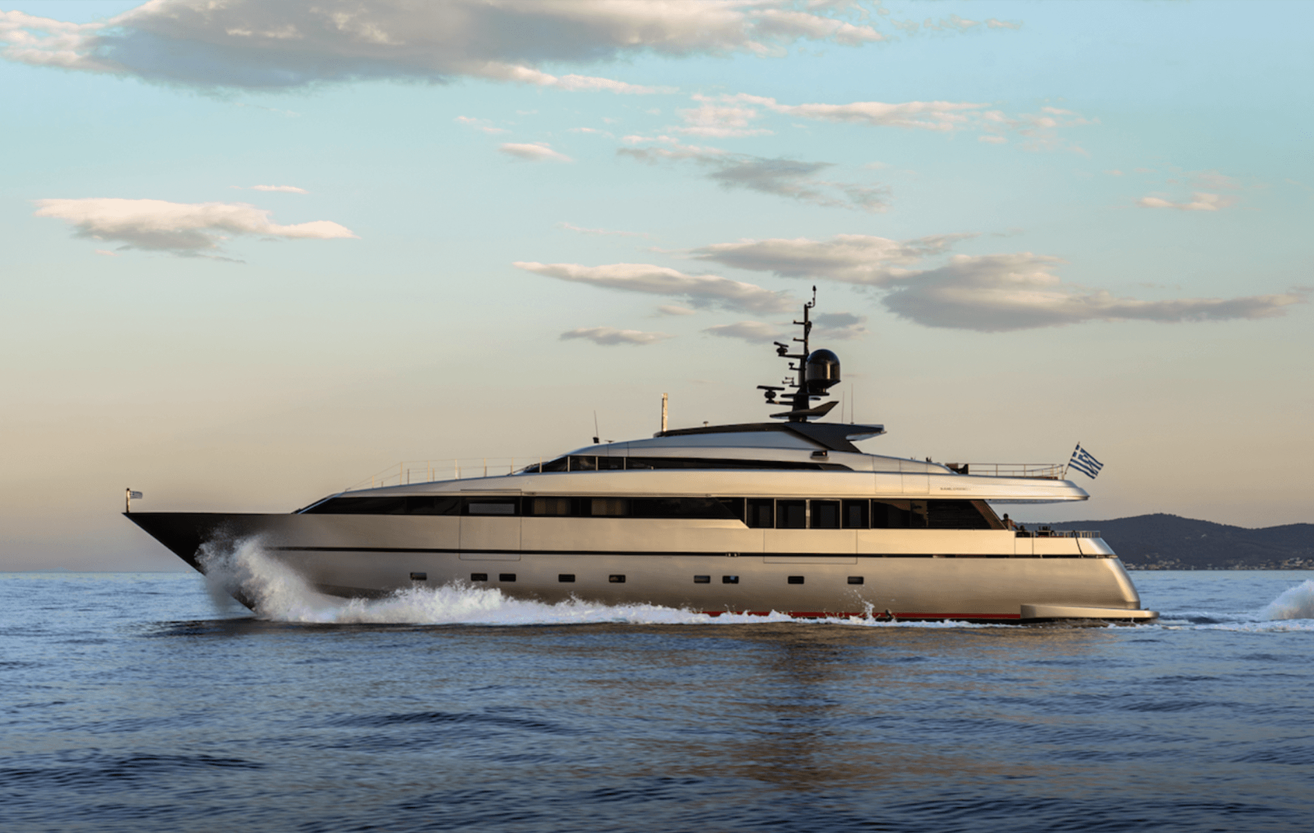 Naia Yacht.png