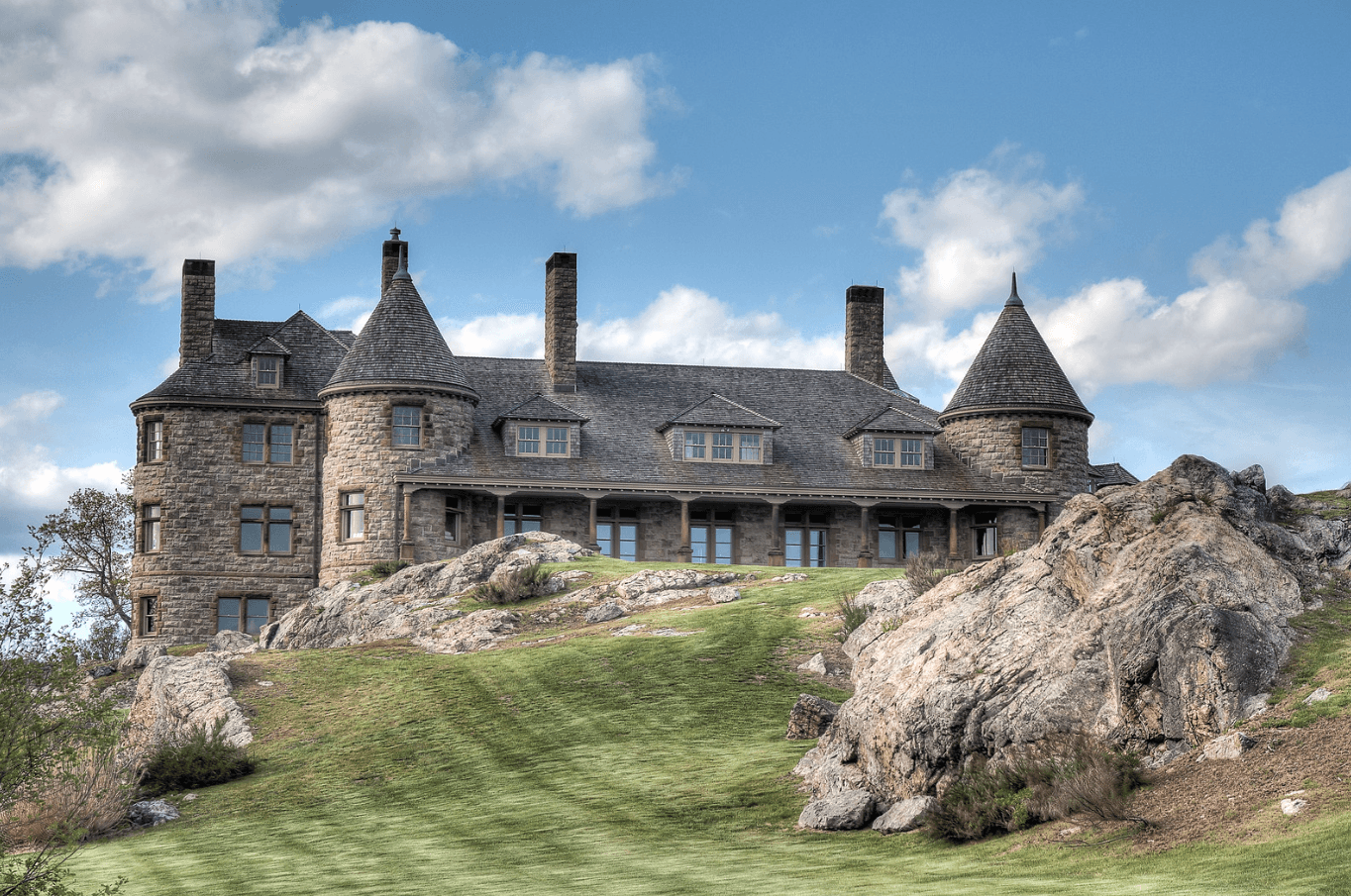 The Wrentham House.png