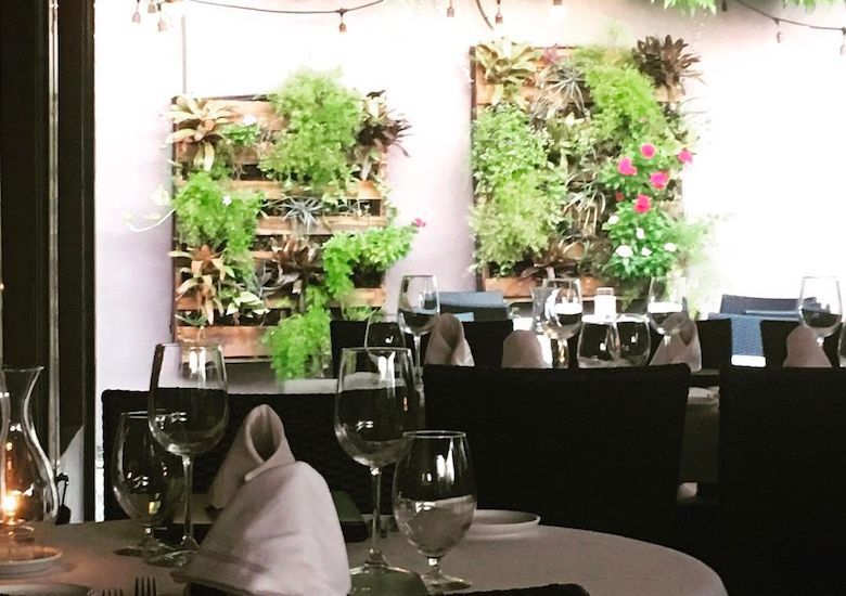 extra-virgin-bistro-bvi-1559572574.jpg