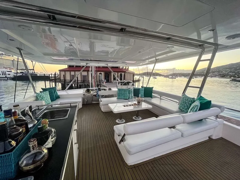 yacht-80671