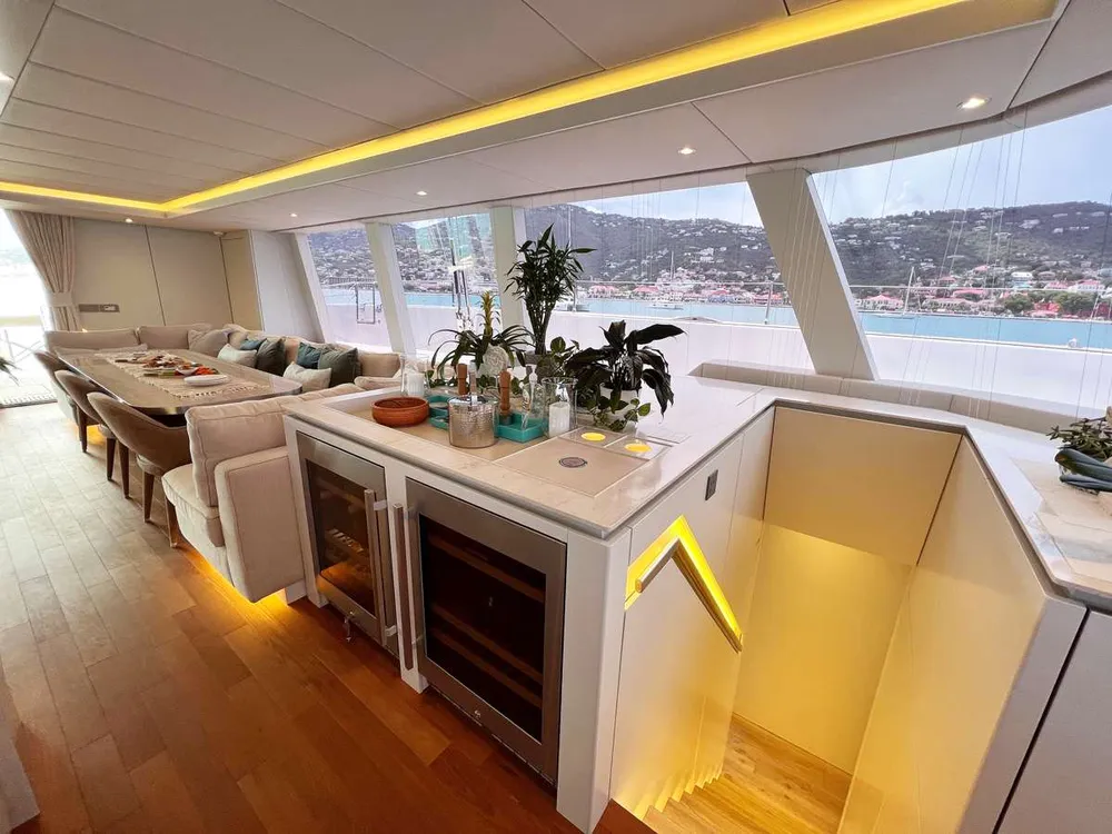 yacht-28390