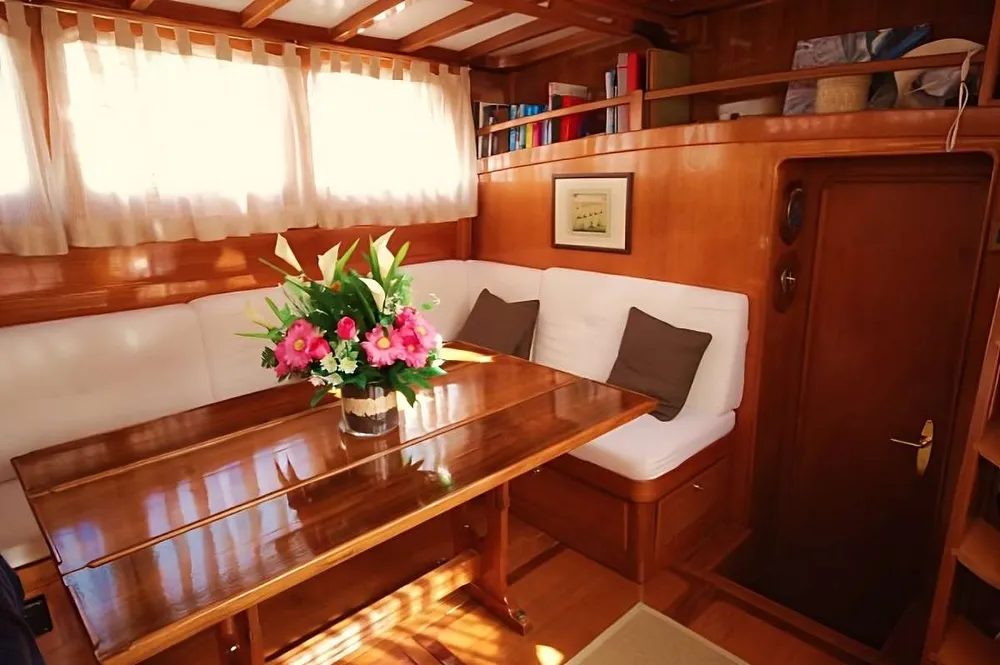 yacht-110284