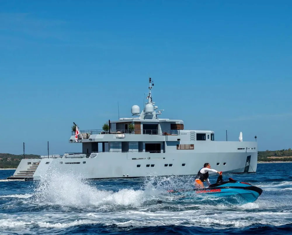 yacht-552851