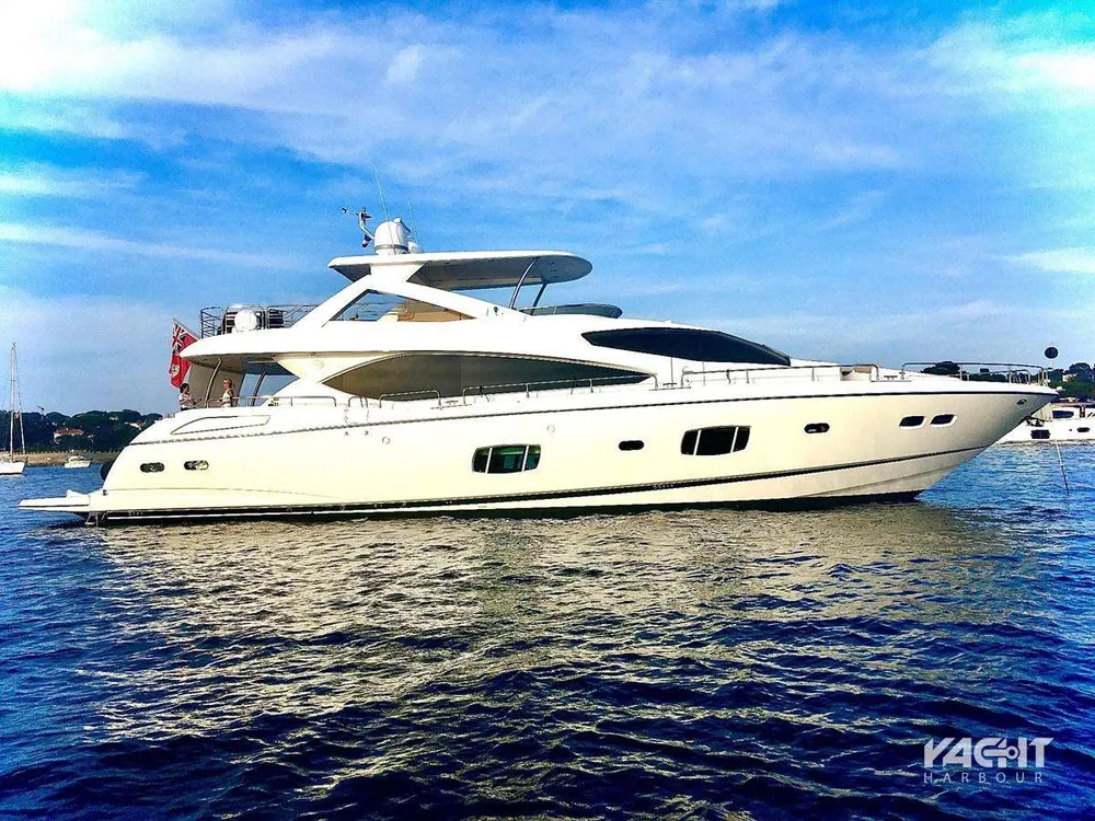 yacht-553449