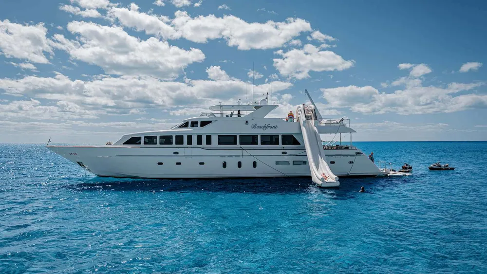 yacht-552459