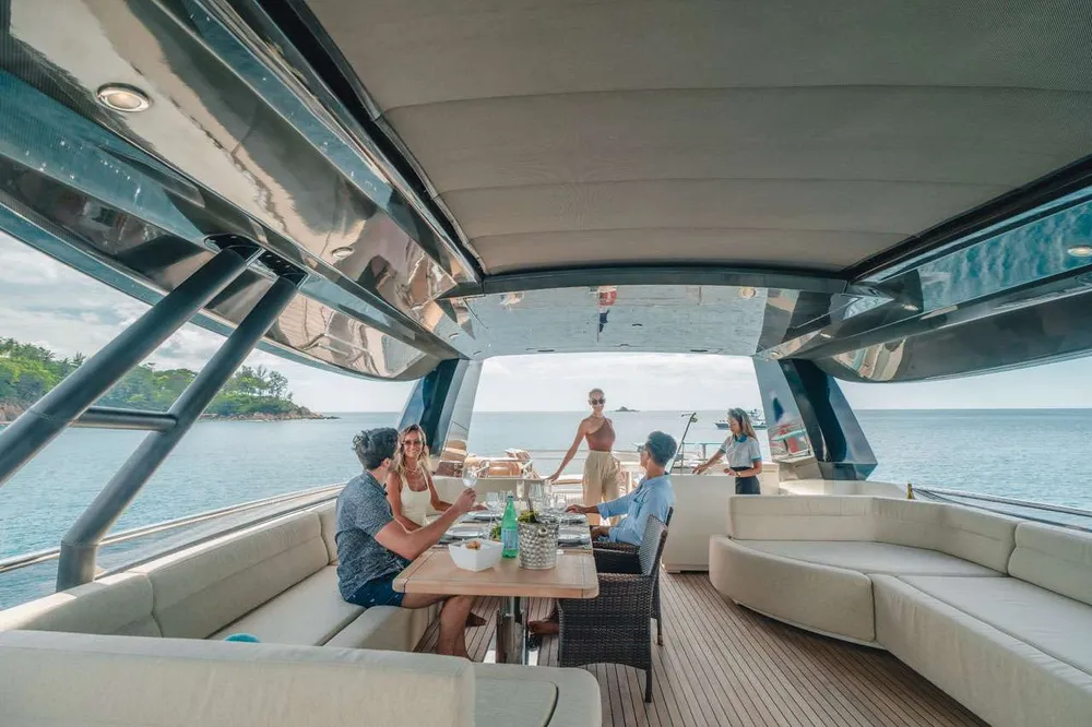 yacht-609561
