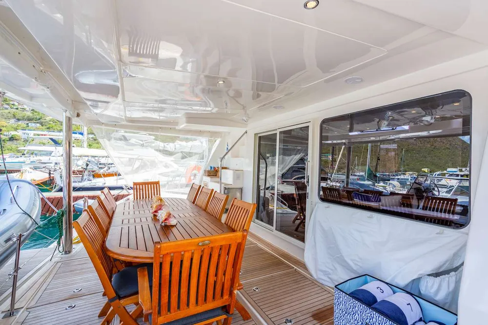 yacht-604195