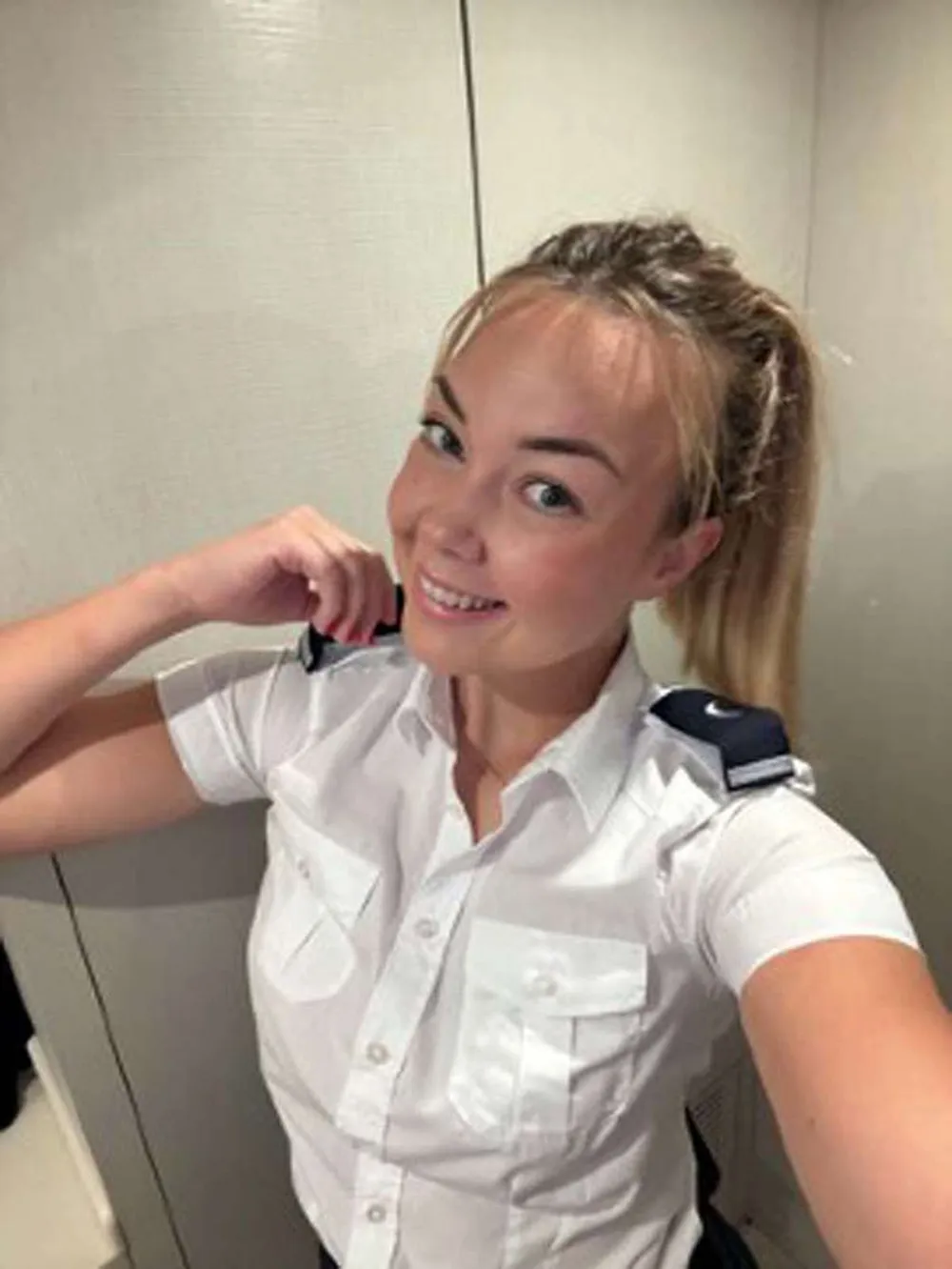 crew-2050853