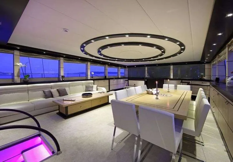 yacht-80235