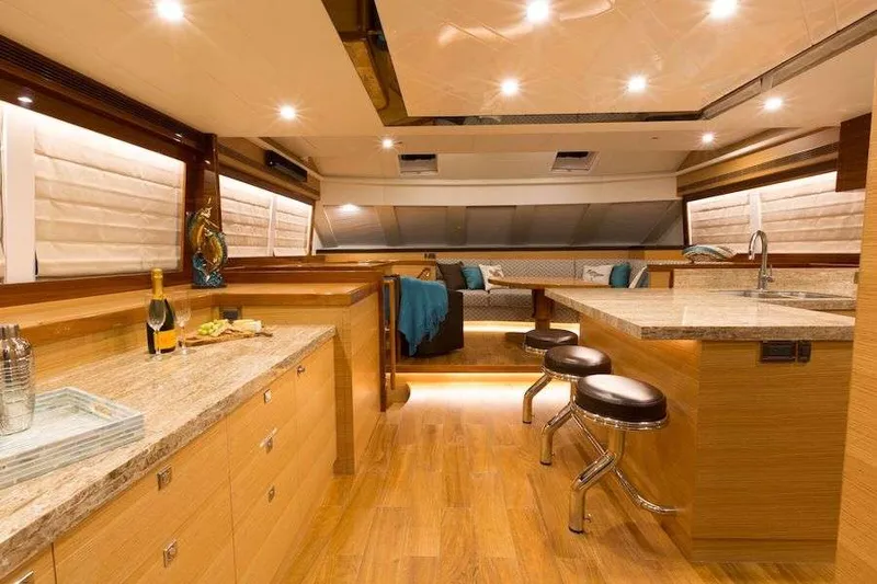 yacht-82707