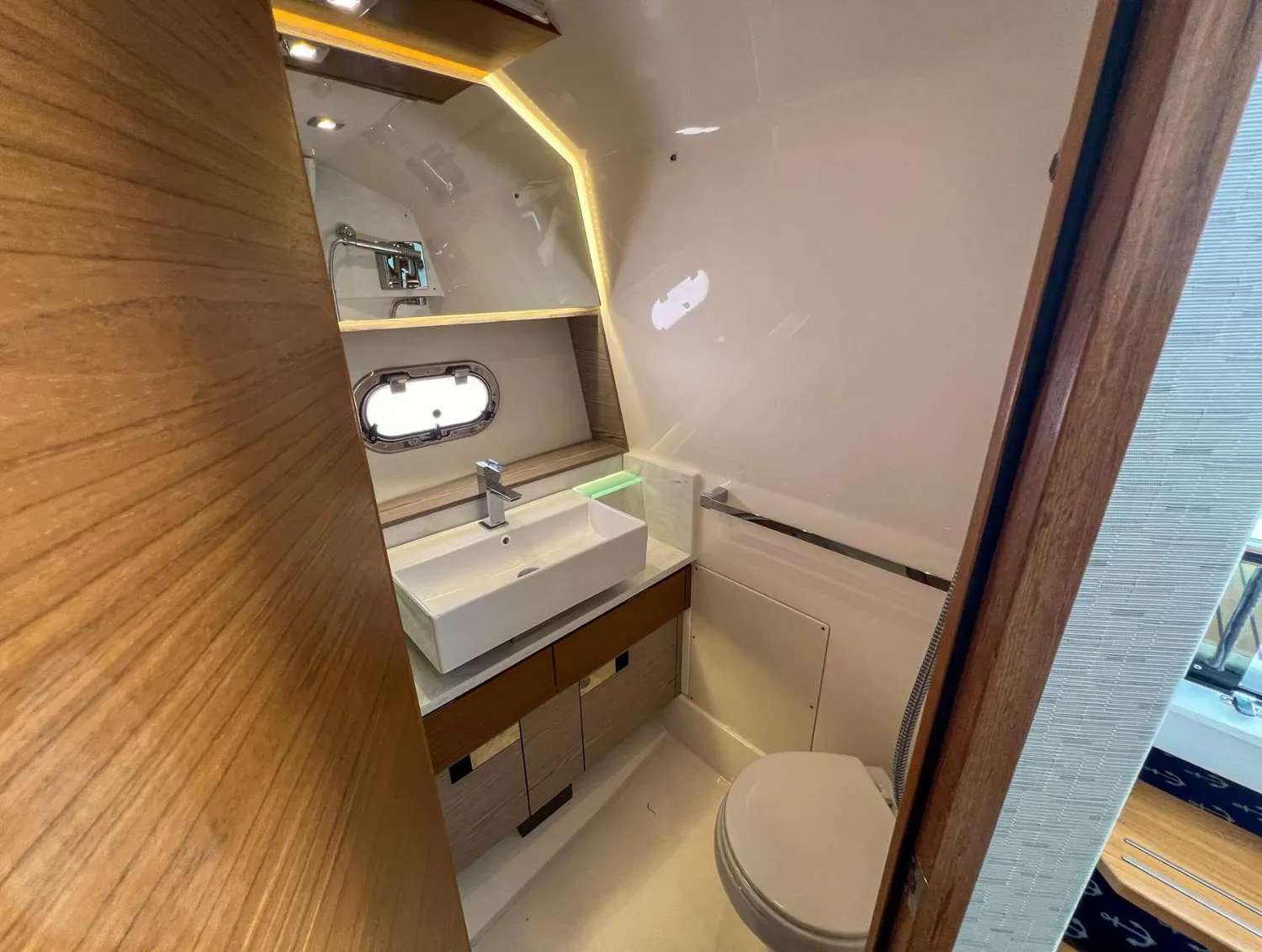 yacht-537778