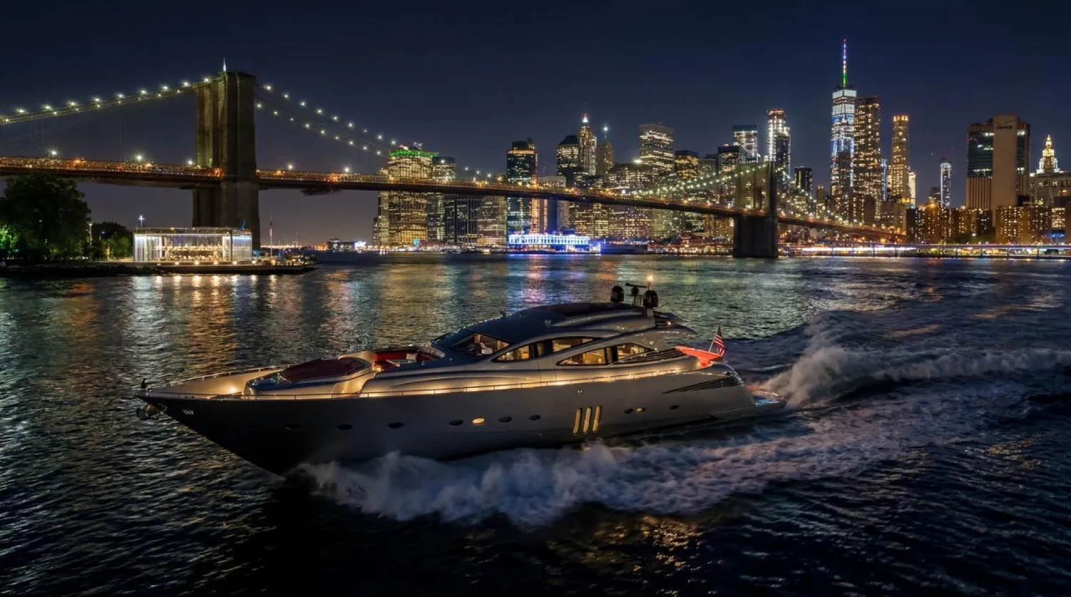 yacht-588897