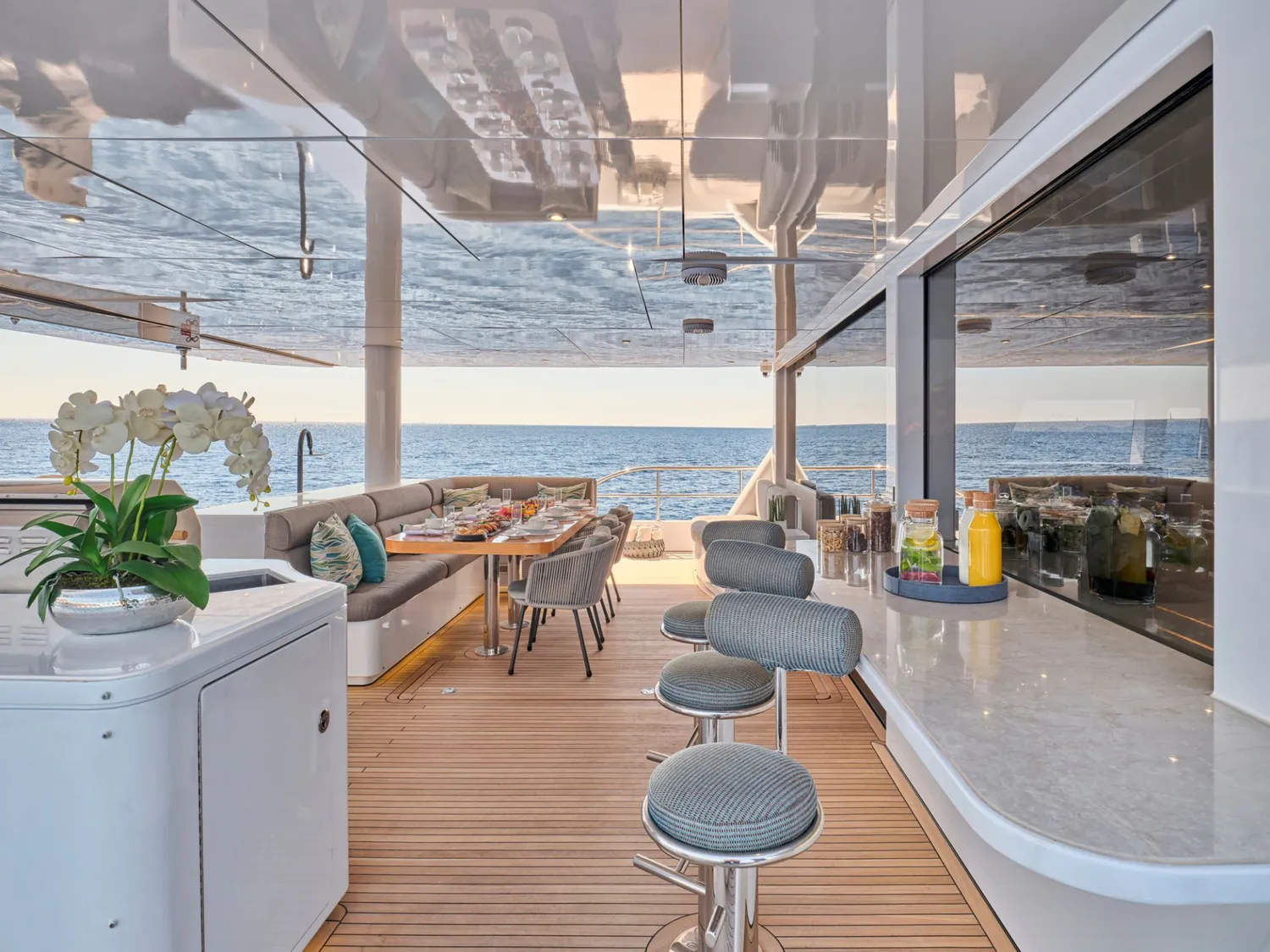 yacht-560678