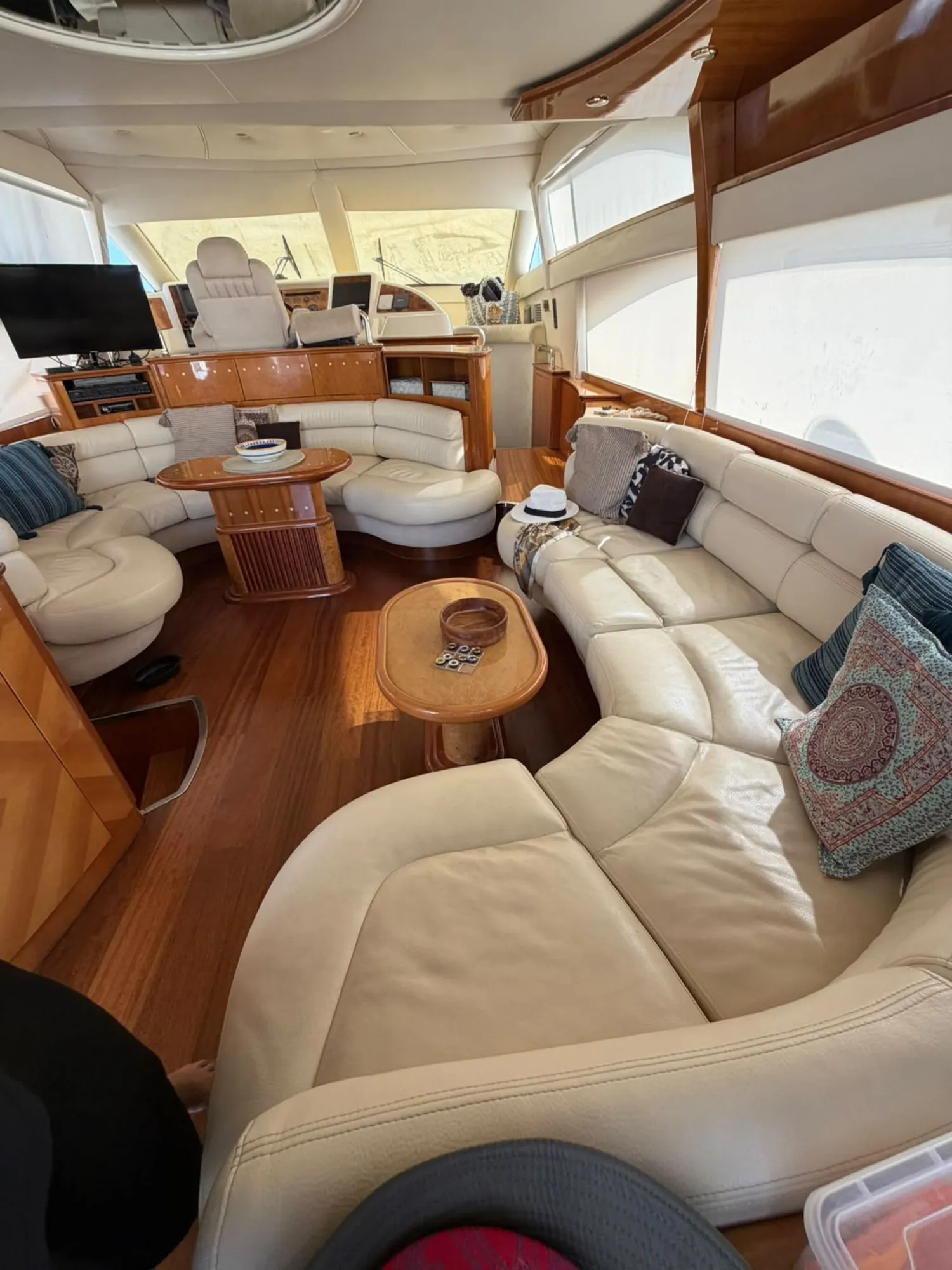 yacht-584160