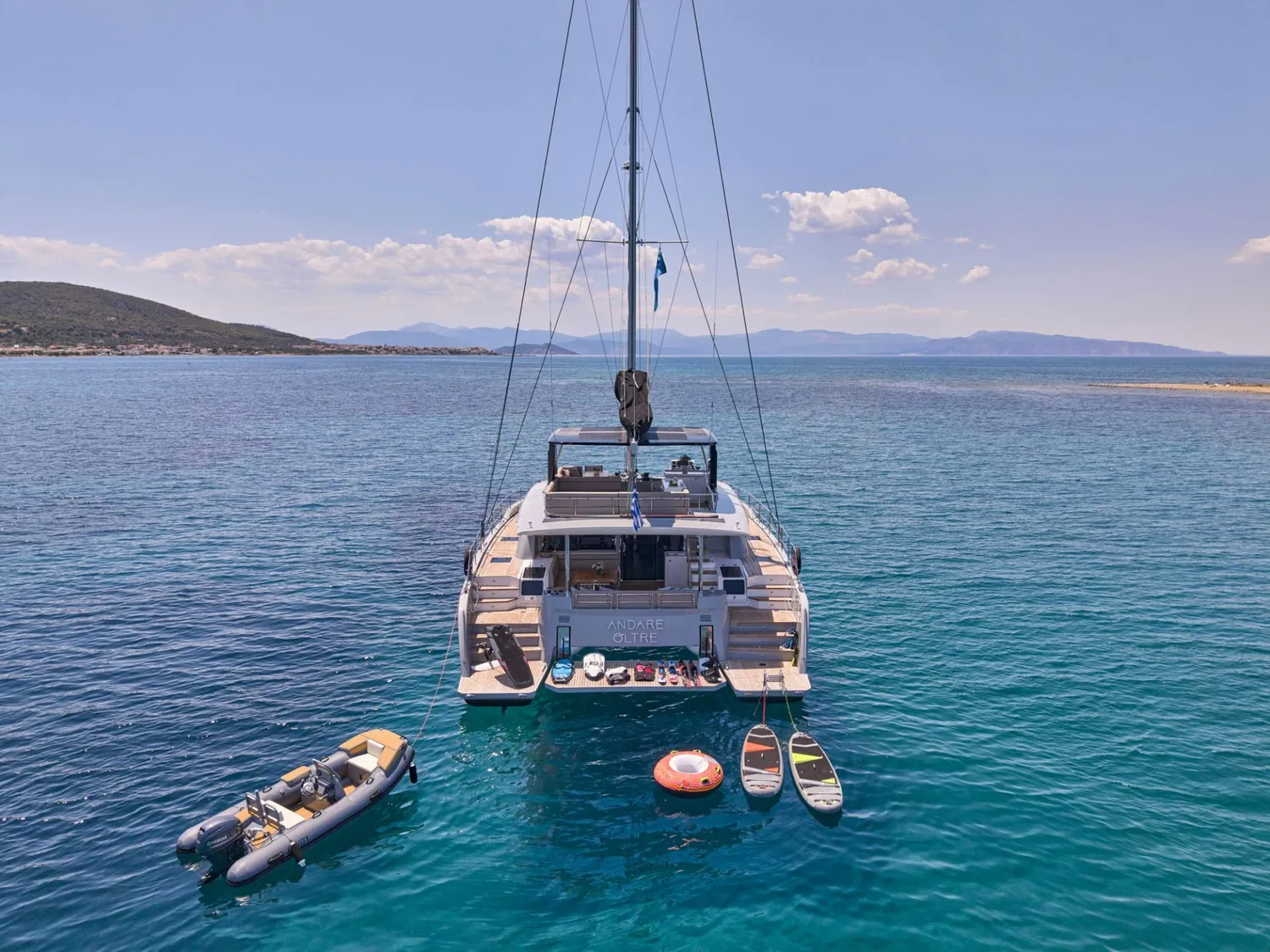 yacht-582772