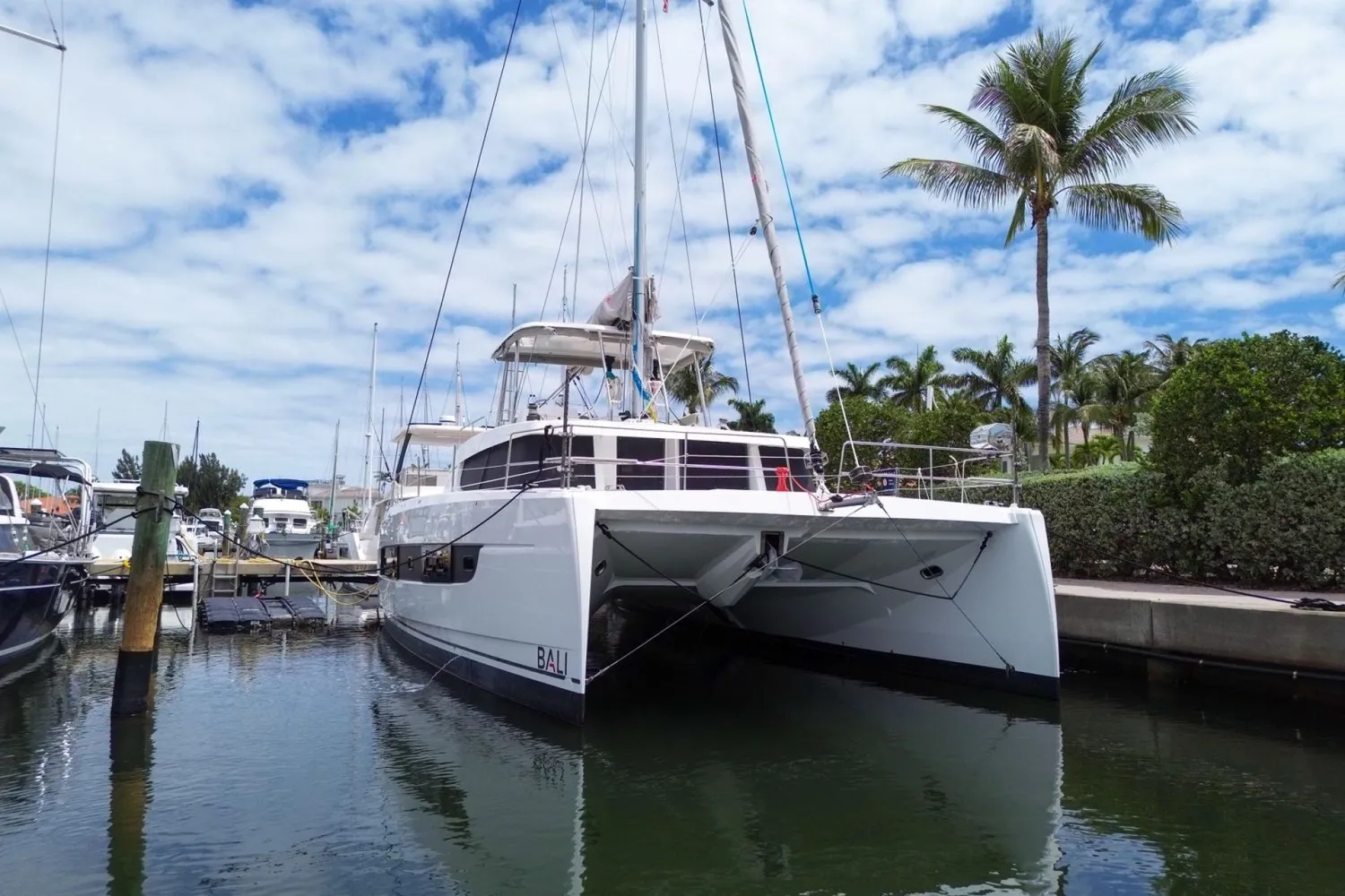 yacht-556989
