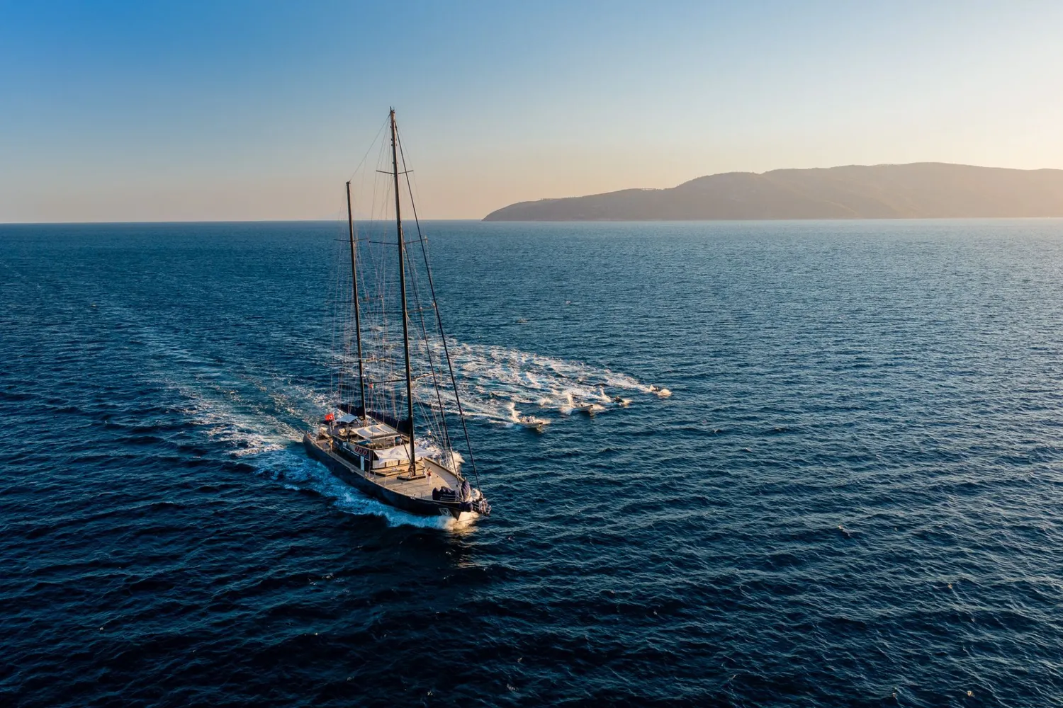 yacht-604312