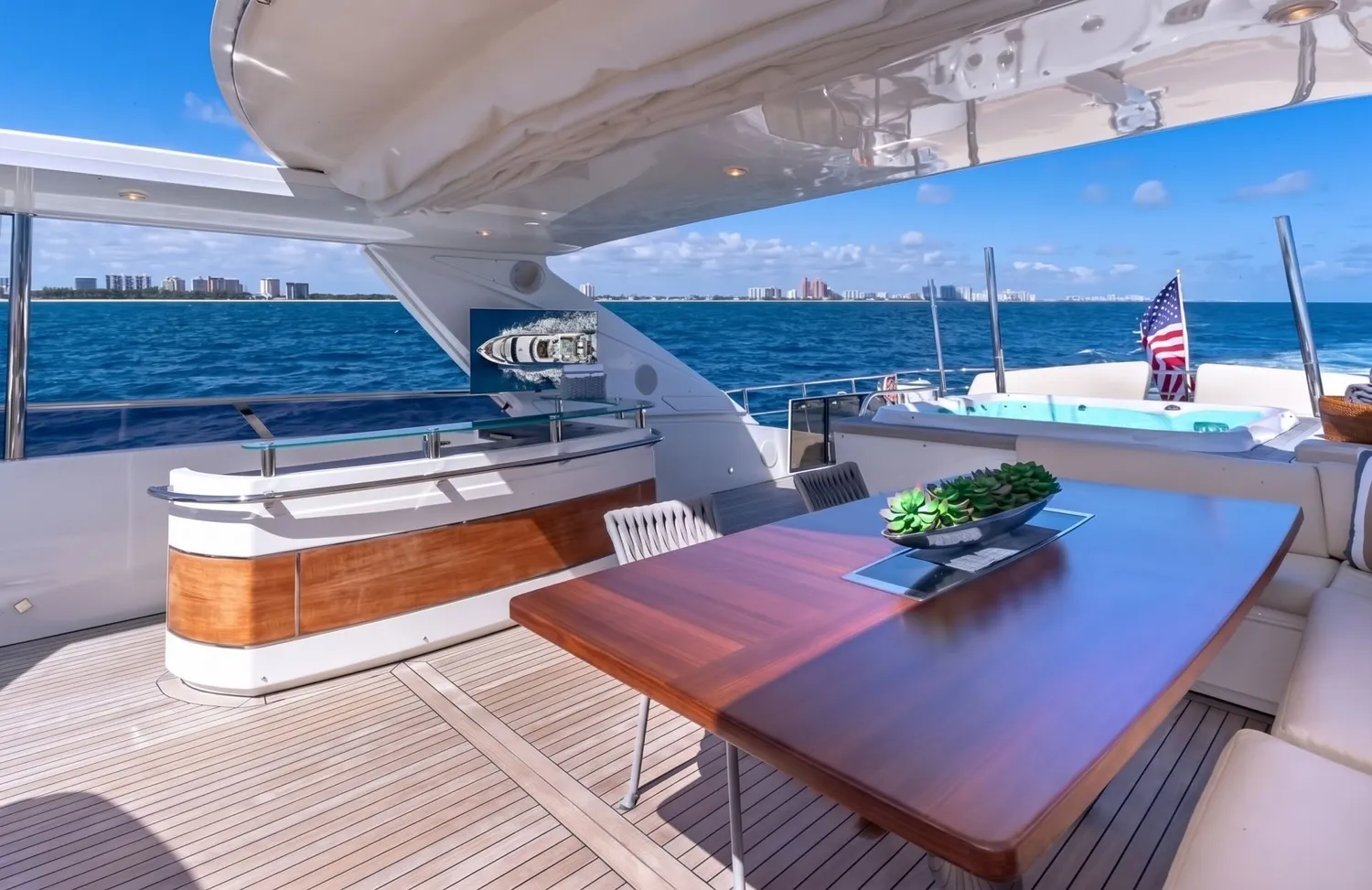 yacht-605041