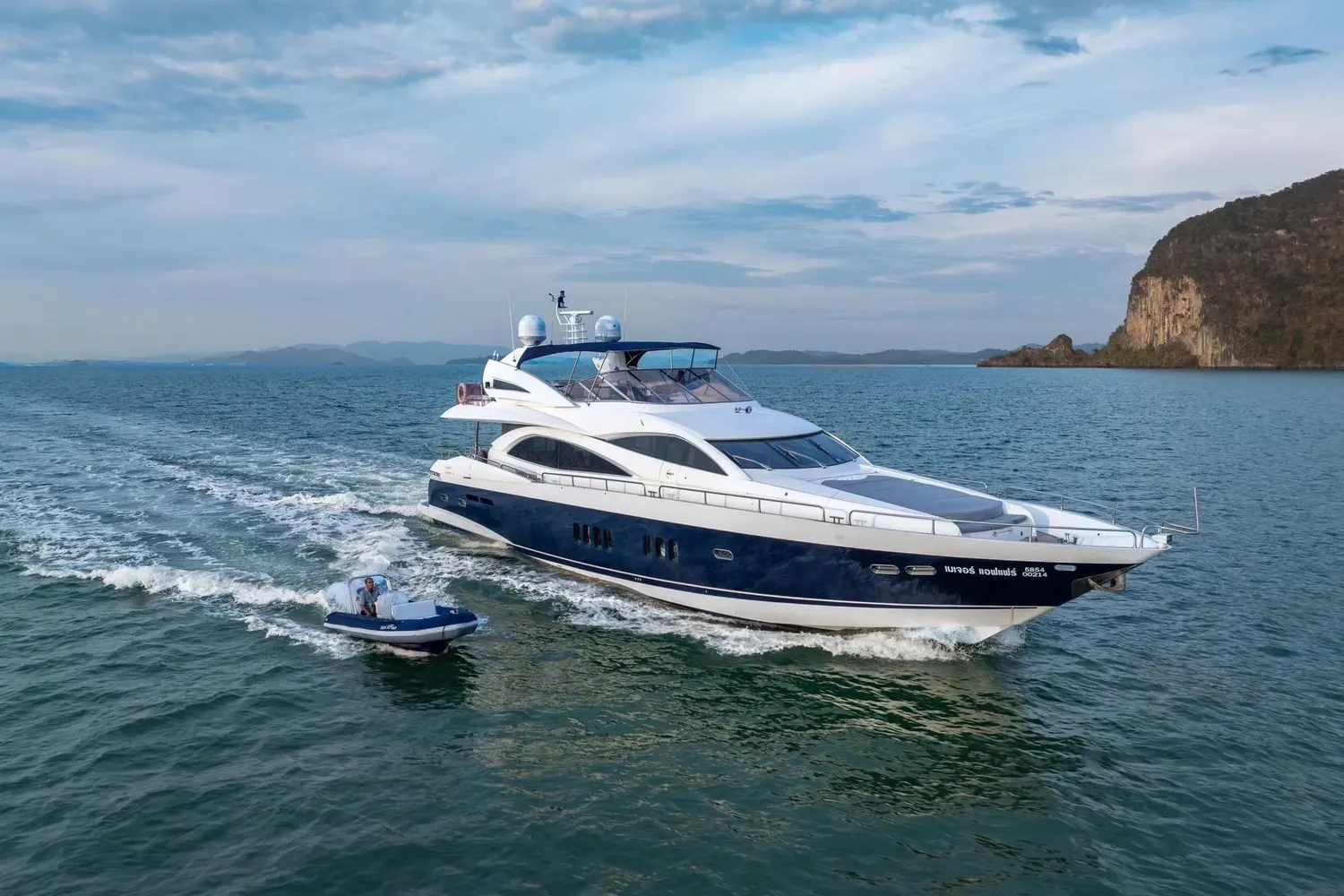 yacht-605305