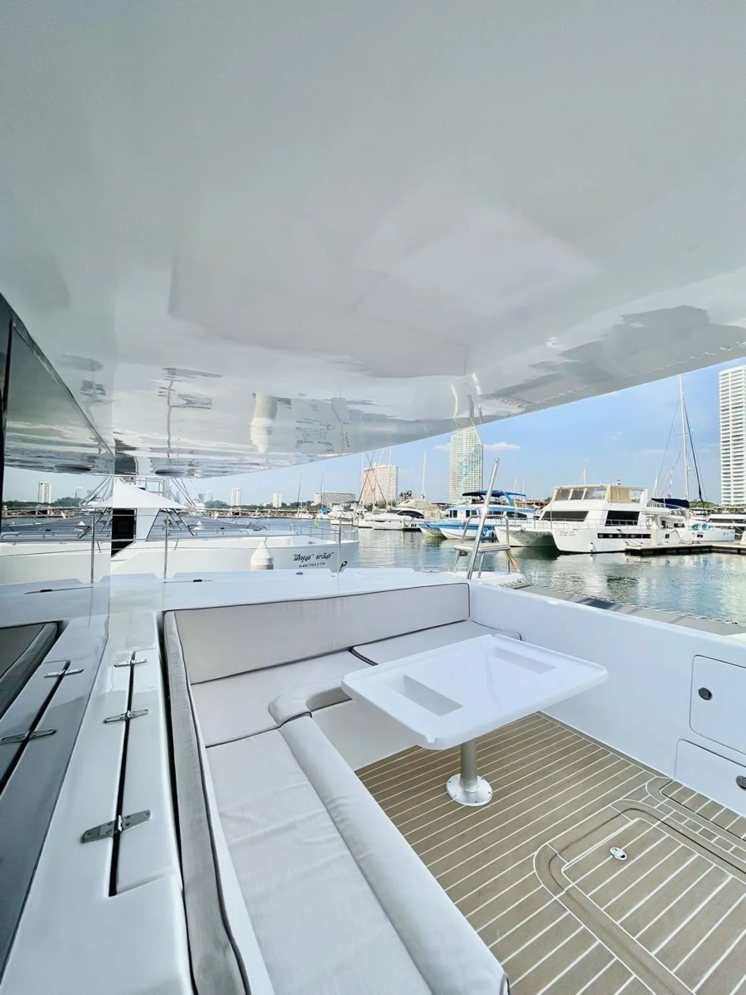 yacht-605271