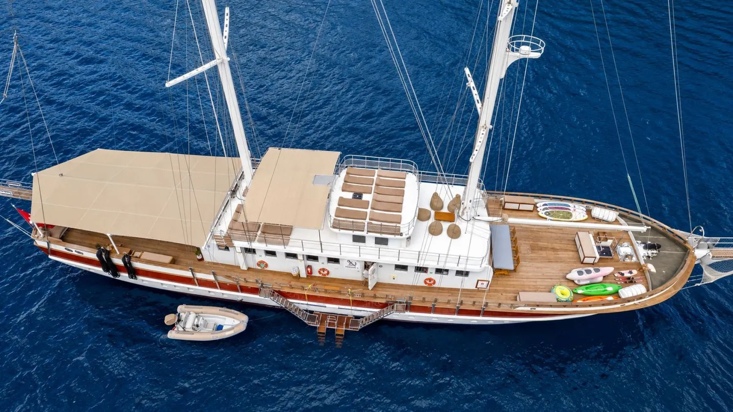 yacht-605936