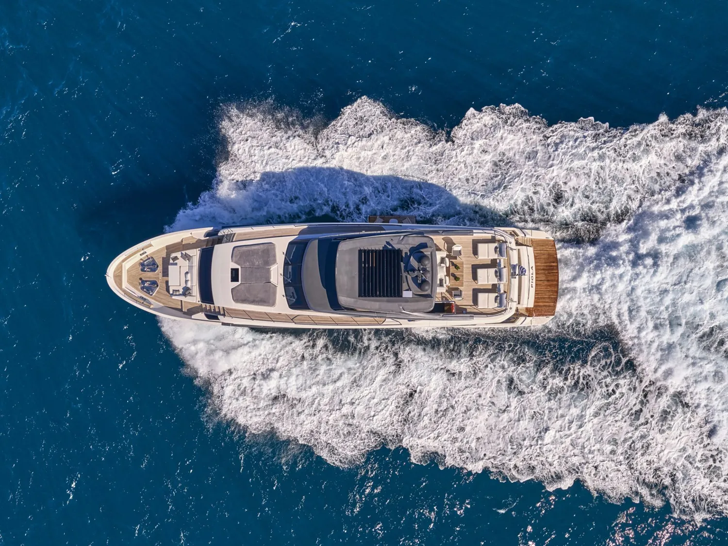 yacht-607275