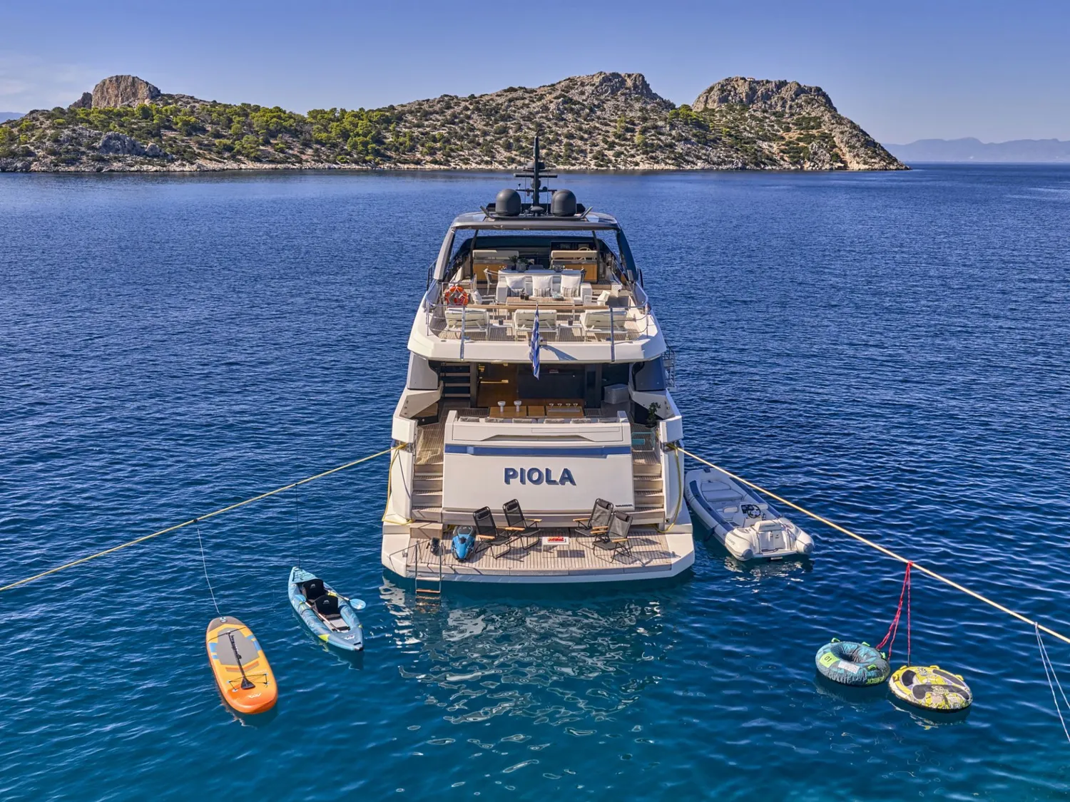 yacht-607272