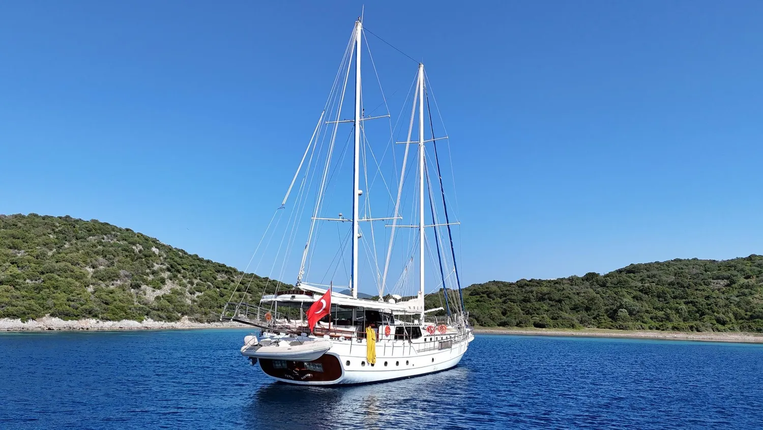 yacht-606999
