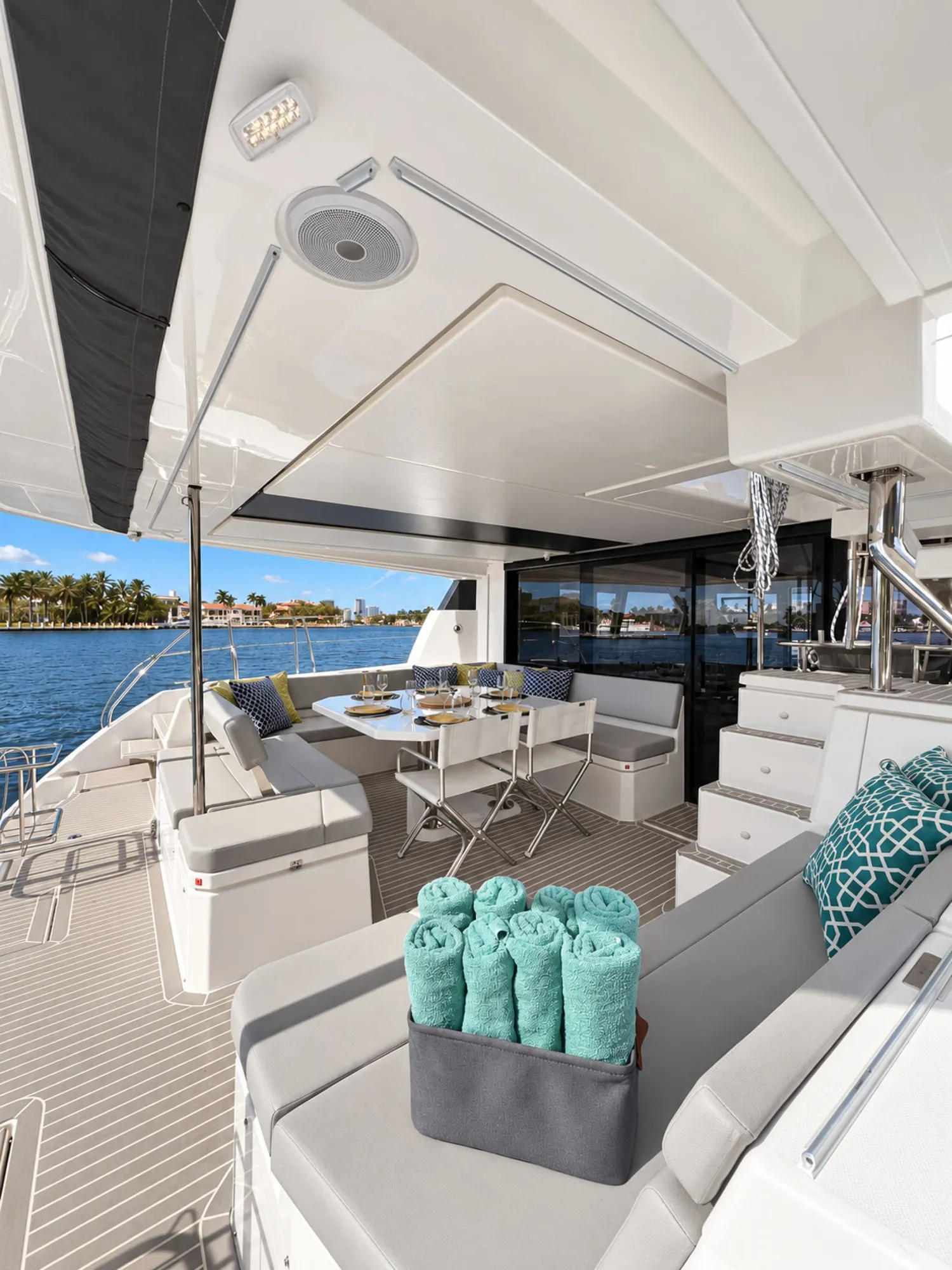 yacht-607148