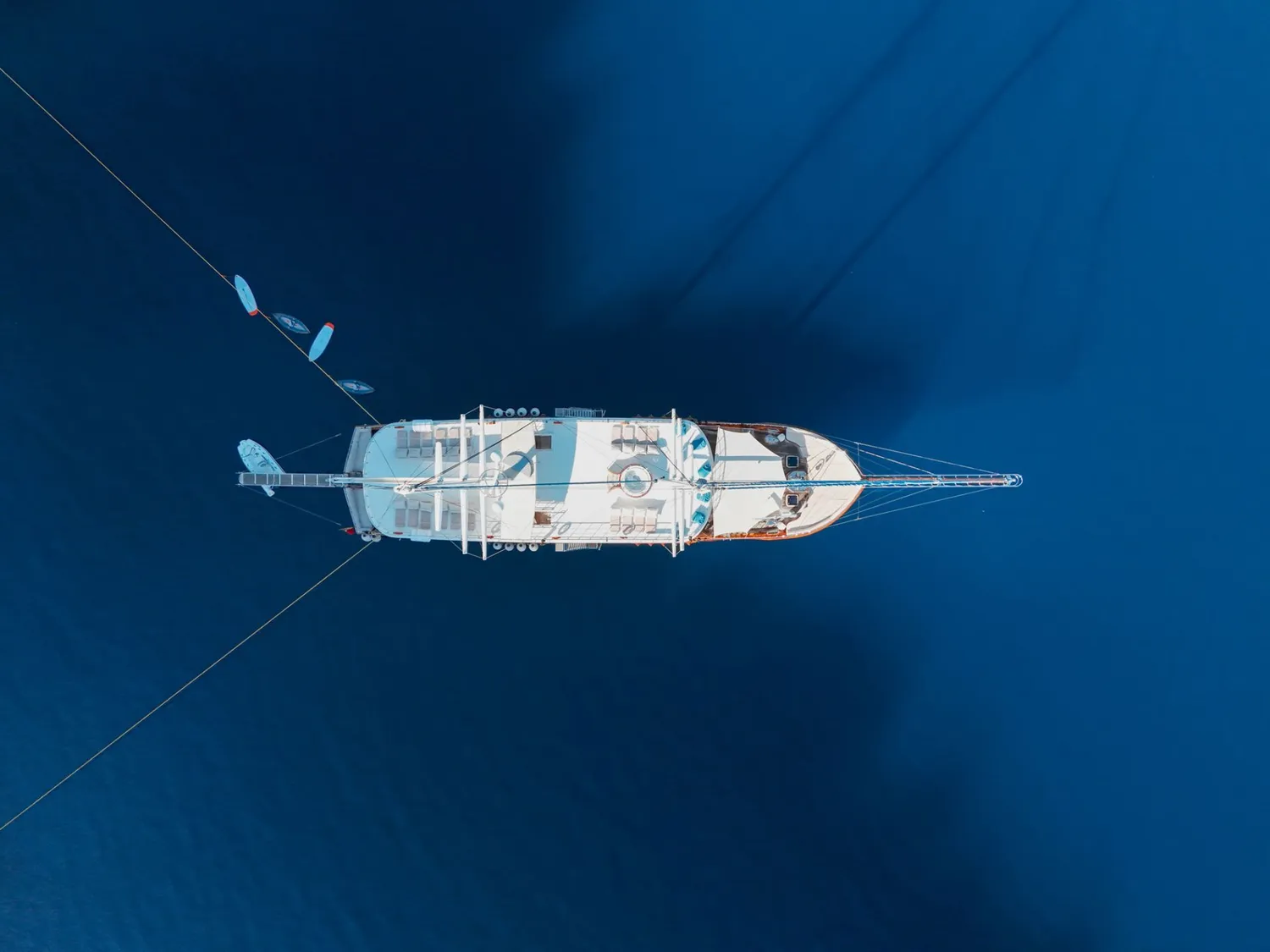 yacht-607730