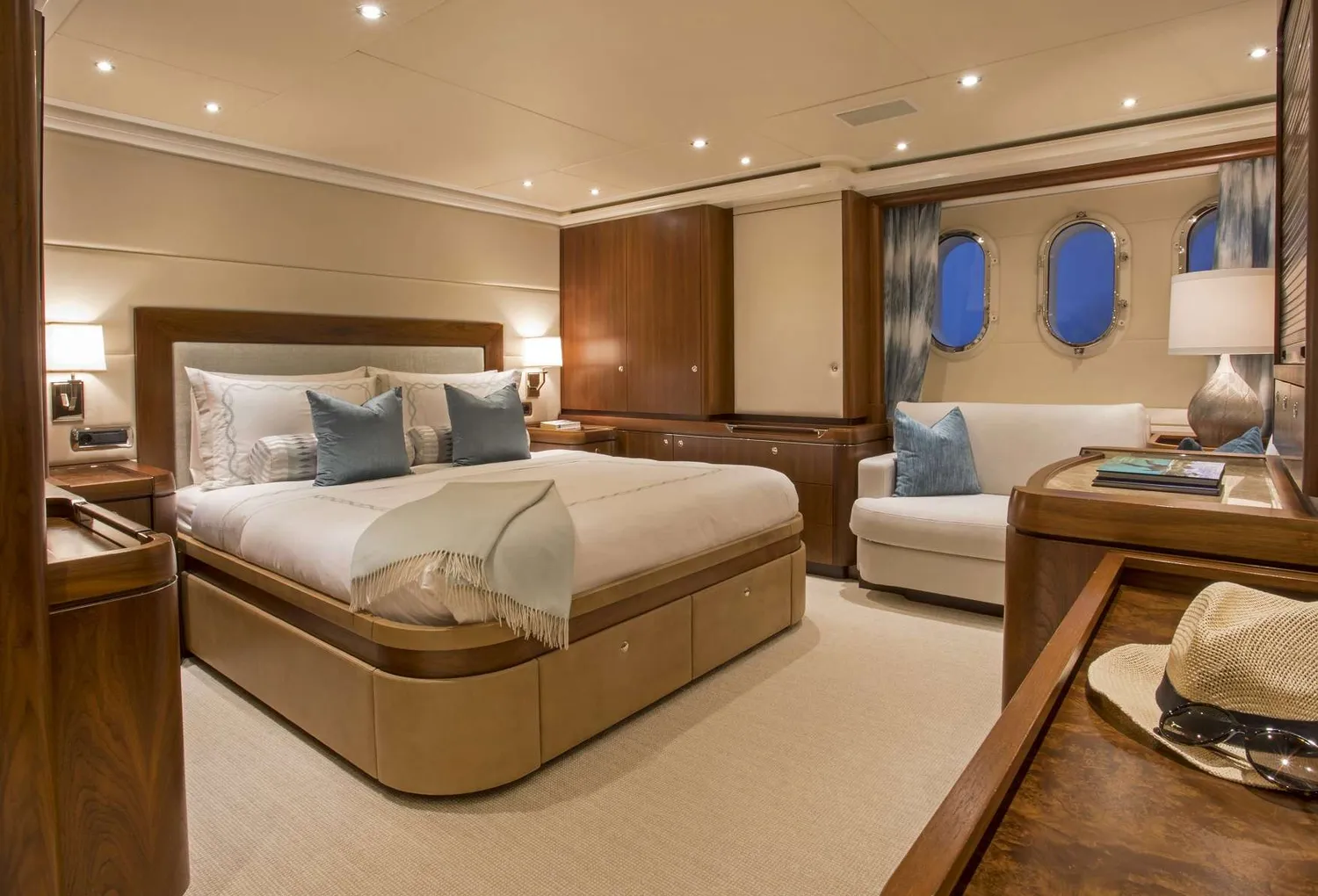 yacht-78793