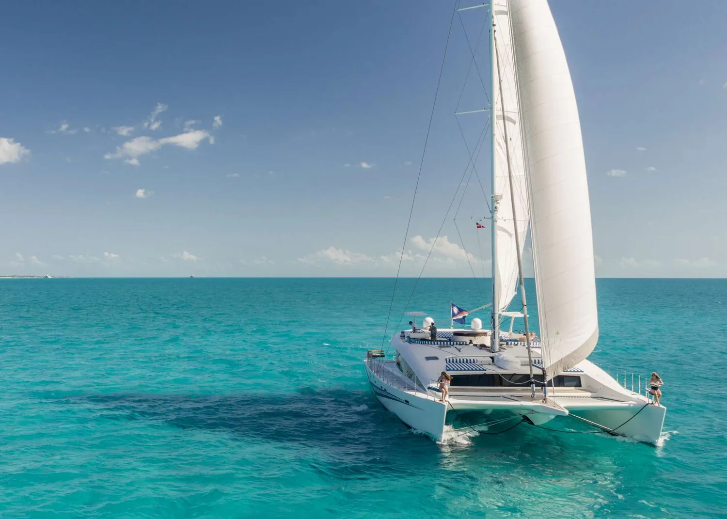 yacht-79878