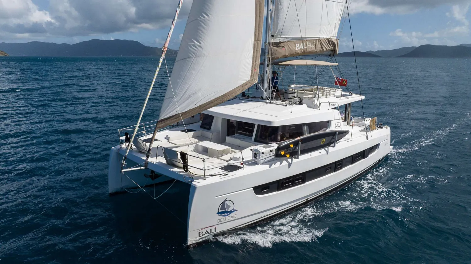 yacht-145487