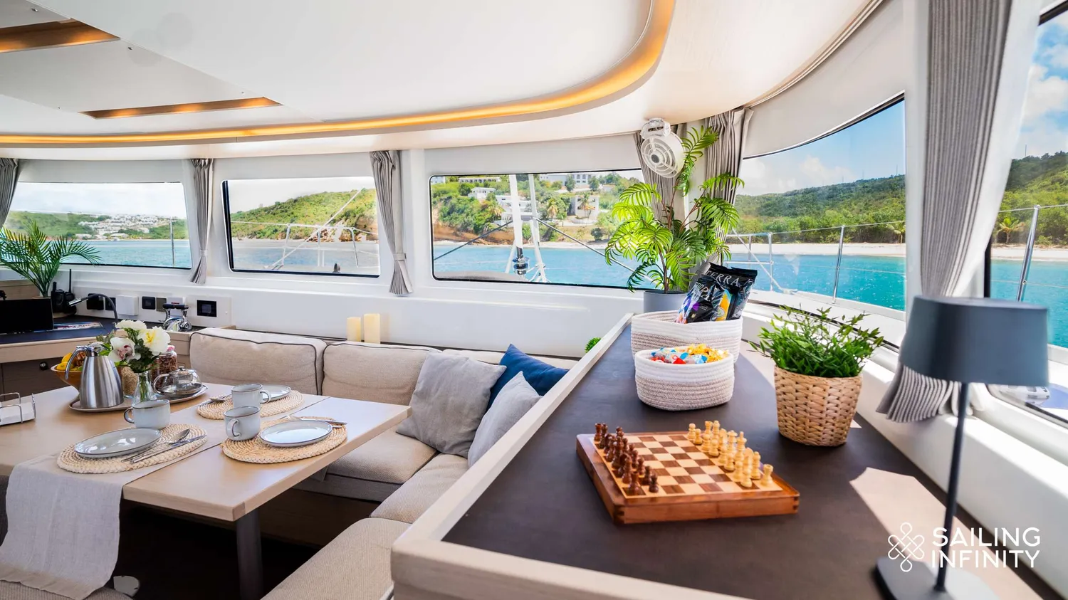 yacht-260615