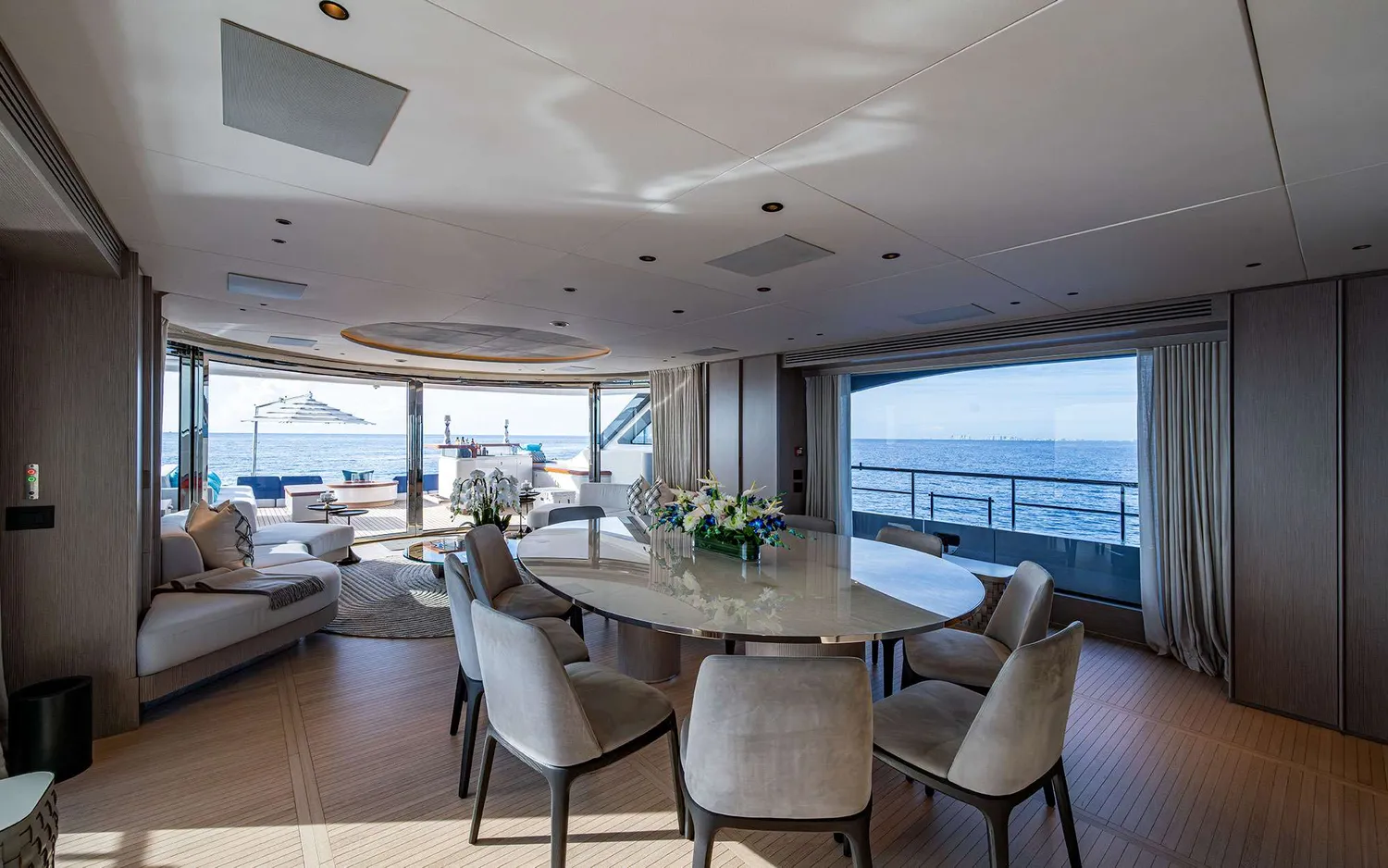 yacht-522025