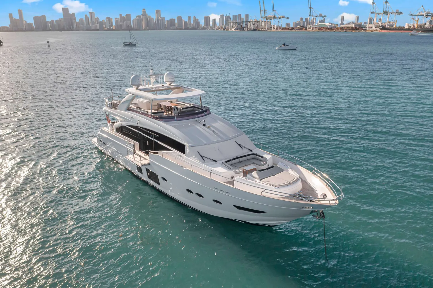yacht-593453
