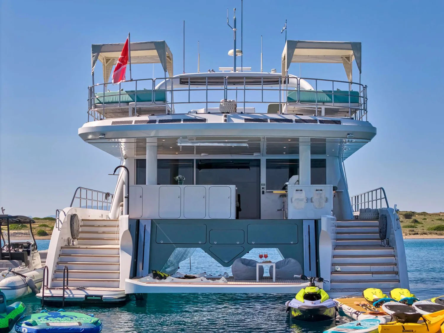 yacht-560673