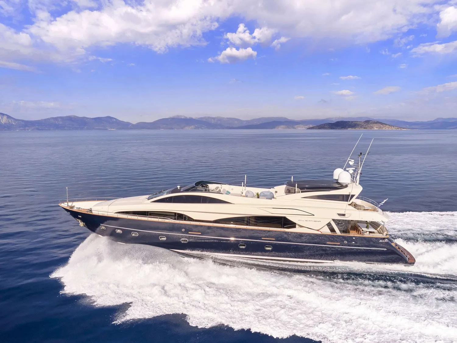 yacht-571768