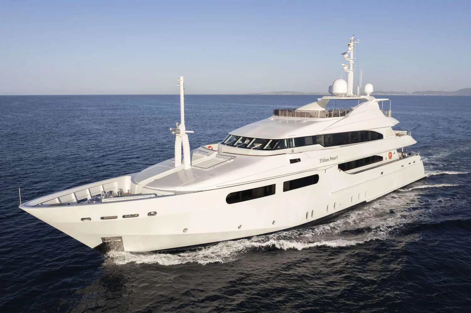 yacht-552475