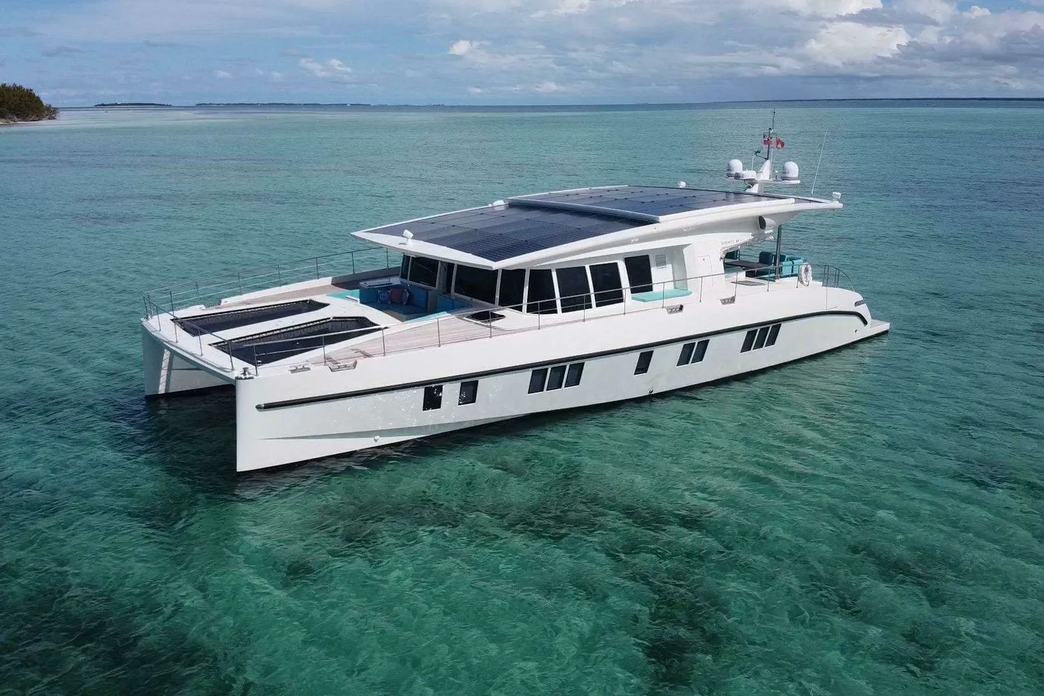 yacht-553617