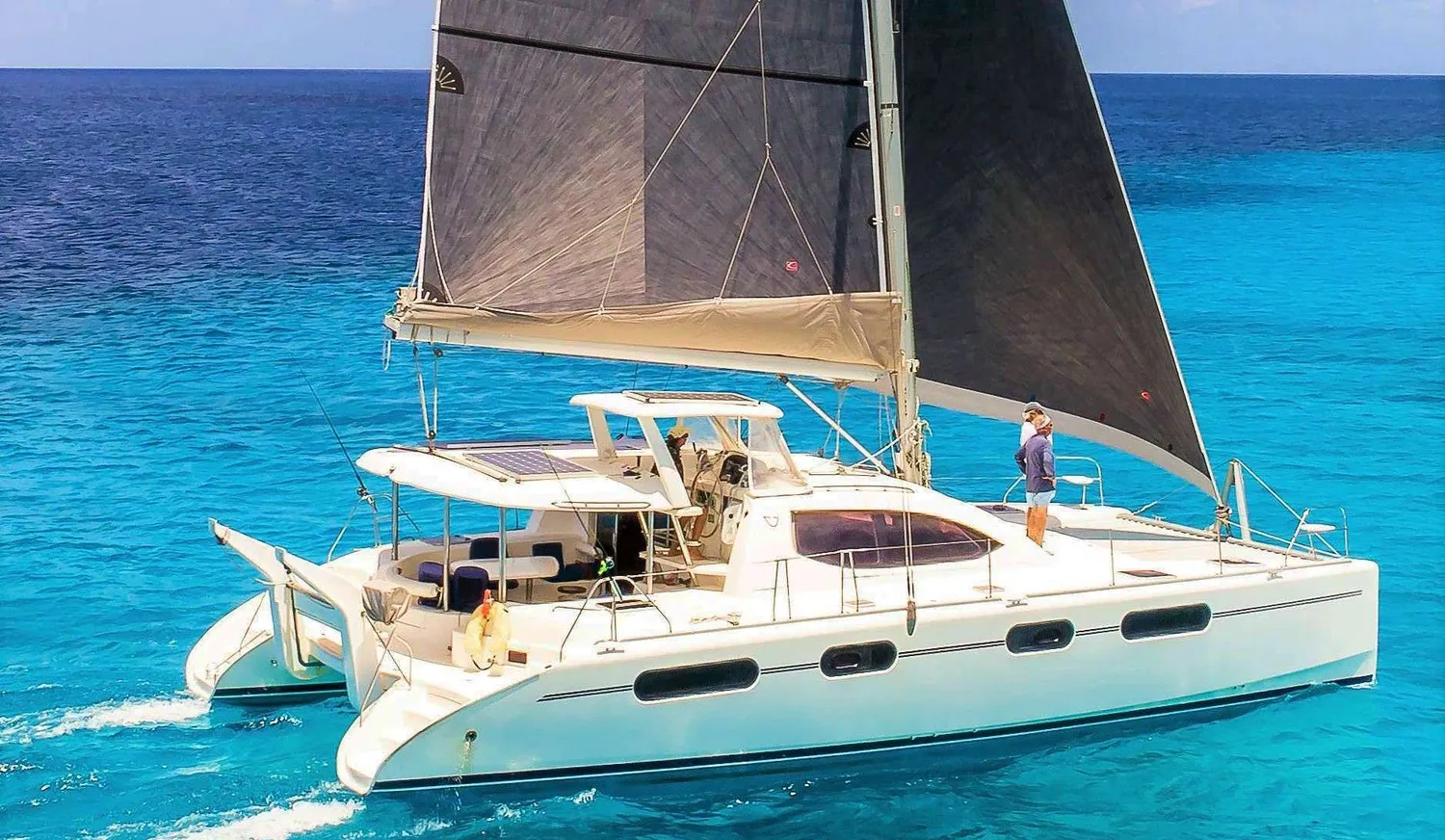 yacht-553499