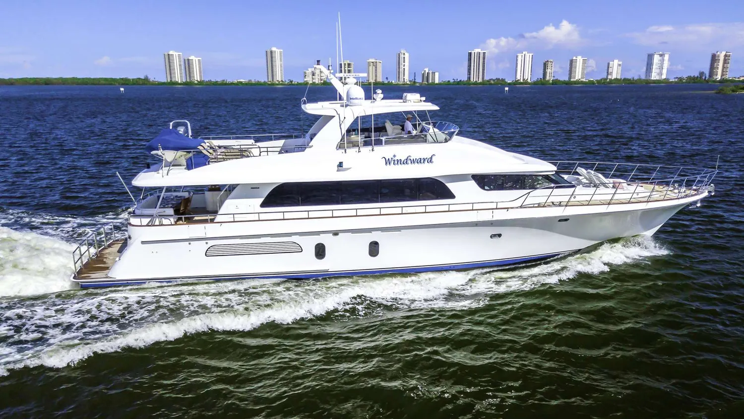 yacht-552001