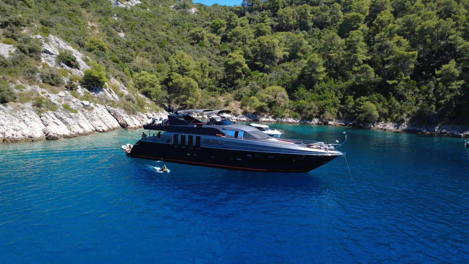 yacht-551895