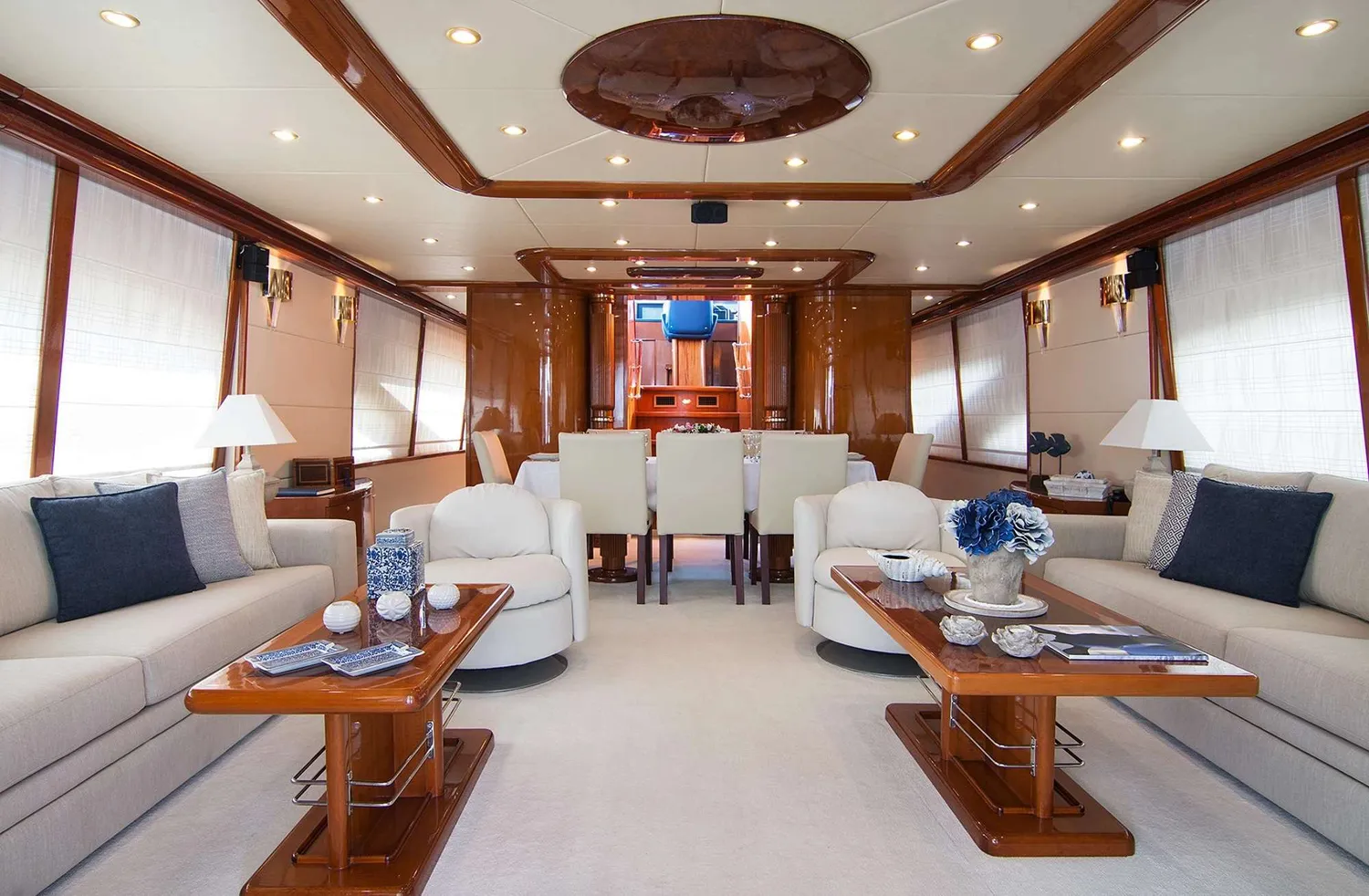 yacht-586248